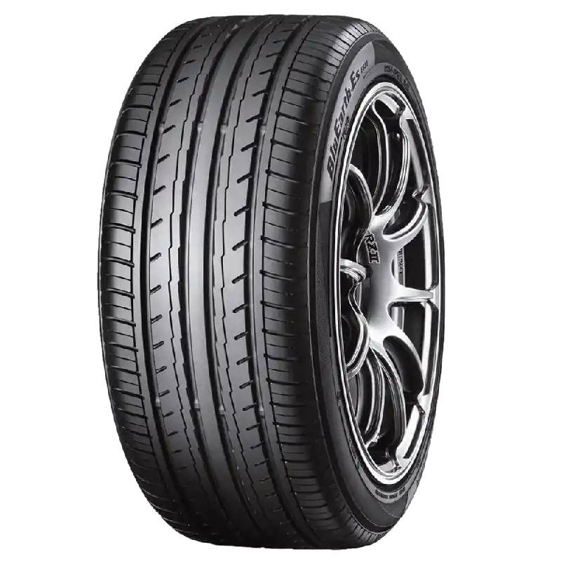 Preț redus Anvelopa Vara 215/50R17 95V YOKOHAMA Bluearth Es32 Xl