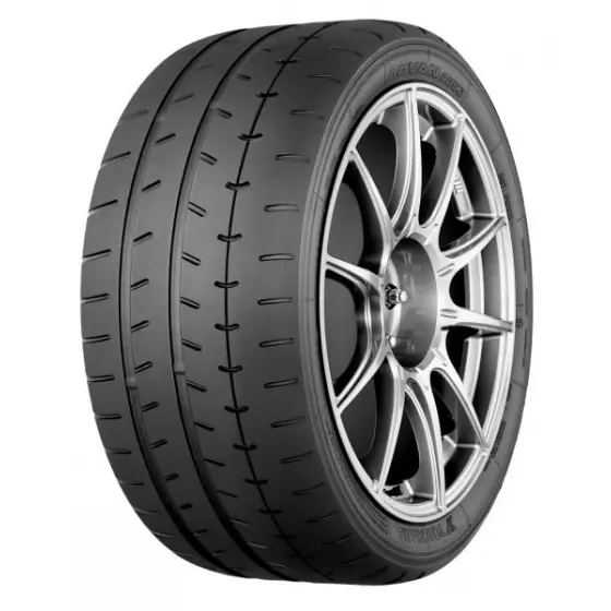 Reducere specială Anvelopa Vara Yokohama 265/45R18 LOYO 104Y A052