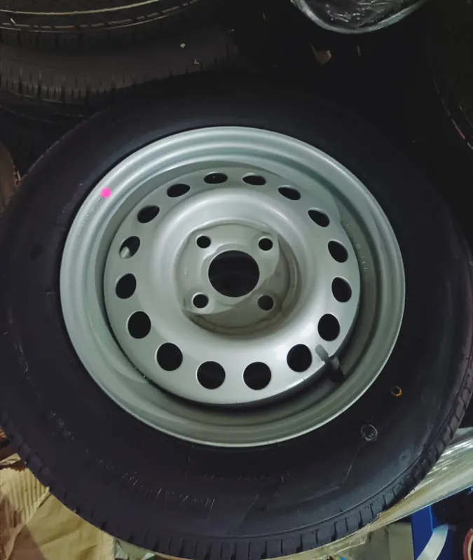 Roata remorca 750 kg rezerva 165/13, 4 prezoane Promoție